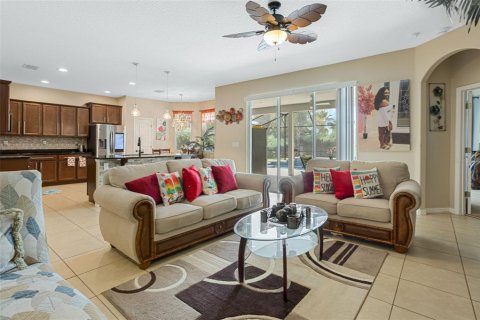 Casa en venta en Apopka, Florida, 4 dormitorios, 255.85 m2 № 1793082 - foto 23
