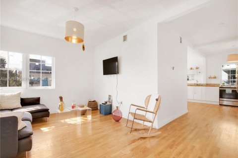 Condominio en alquiler en Miami Beach, Florida, 3 dormitorios, 114.27 m2 № 2027281 - foto 23