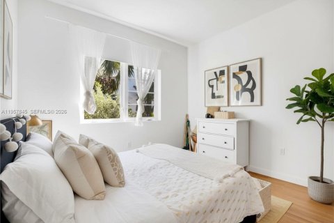 Condominio en alquiler en Miami Beach, Florida, 3 dormitorios, 114.27 m2 № 2027281 - foto 10