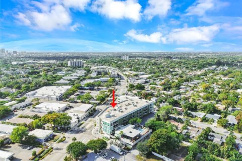 Commercial property in Wilton Manors, Florida № 1998564 - photo 2