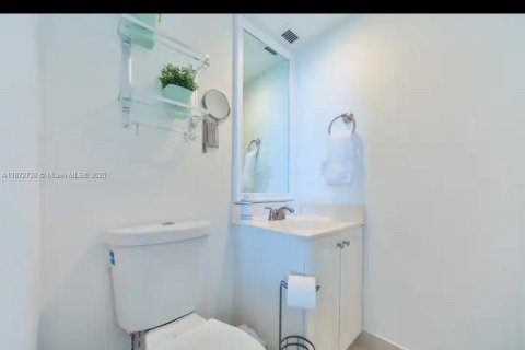 Copropriété à vendre à Hollywood, Floride: 1 chambre, 84.08 m2 № 1922599 - photo 23