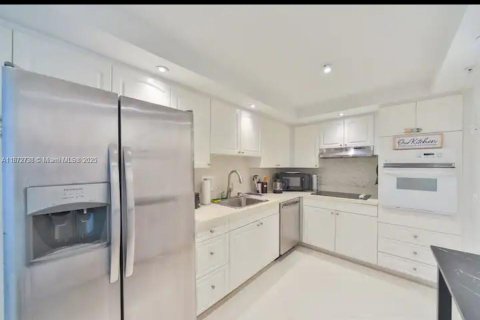 Copropriété à vendre à Hollywood, Floride: 1 chambre, 84.08 m2 № 1922599 - photo 11