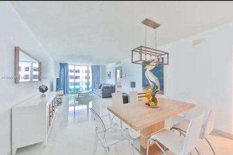 Copropriété à vendre à Hollywood, Floride: 1 chambre, 84.08 m2 № 1922599 - photo 5