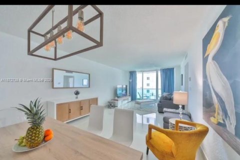 Copropriété à vendre à Hollywood, Floride: 1 chambre, 84.08 m2 № 1922599 - photo 6