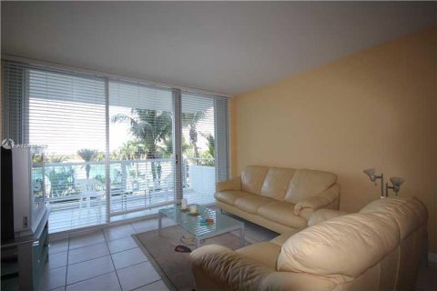 Copropriété à louer à Miami Beach, Floride: 2 chambres, 95.69 m2 № 1940622 - photo 6