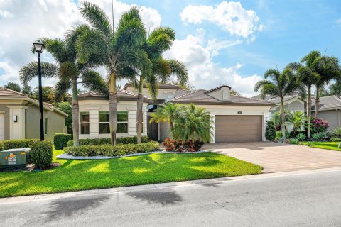 House in Boynton Beach, Florida 4 bedrooms, 249.44 sq.m. № 2175802 - photo 3