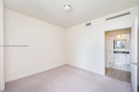 Купить кондоминиум в Майами, Флорида 3 спальни, 133.59м2, № 1850805 - фото 18