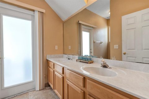 House in Orlando, Florida 5 bedrooms, 236.25 sq.m. № 1775024 - photo 27
