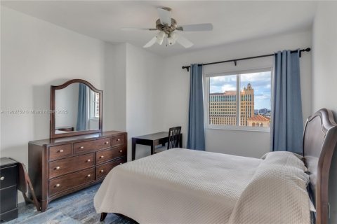 Condominio en alquiler en Coral Gables, Florida, 1 dormitorio, 69.96 m2 № 1953063 - foto 8