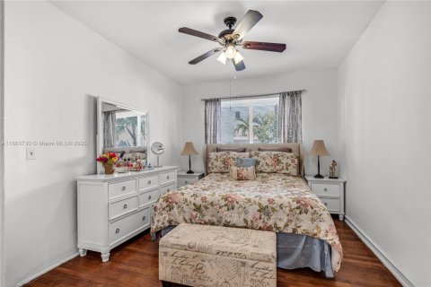 Copropriété à vendre à Miami Beach, Floride: 1 chambre, 59.92 m2 № 1891545 - photo 11
