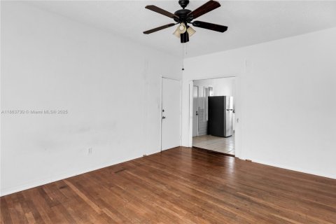 Copropriété à vendre à Miami Beach, Floride: 1 chambre, 59.92 m2 № 1891545 - photo 23
