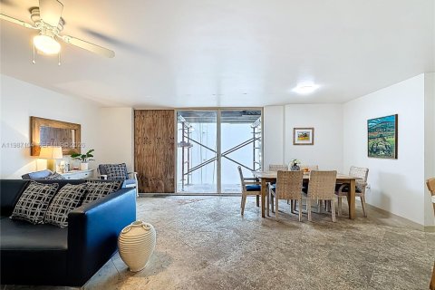 Copropriété à vendre à Miami Beach, Floride: 2 chambres, 131.46 m2 № 2046551 - photo 16