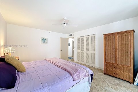 Copropriété à vendre à Miami Beach, Floride: 2 chambres, 131.46 m2 № 2046551 - photo 25