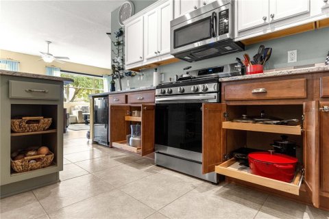 Villa ou maison à vendre à Ocala, Floride: 3 chambres, 201.13 m2 № 2104512 - photo 13