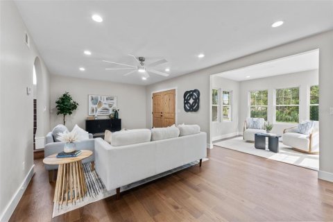 Casa en venta en Saint Petersburg, Florida, 3 dormitorios, 195.47 m2 № 1907454 - foto 6