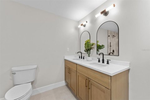 Casa en venta en Saint Petersburg, Florida, 3 dormitorios, 195.47 m2 № 1907454 - foto 18