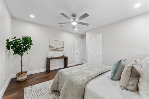 Casa en venta en Saint Petersburg, Florida, 3 dormitorios, 195.47 m2 № 1907454 - foto 15