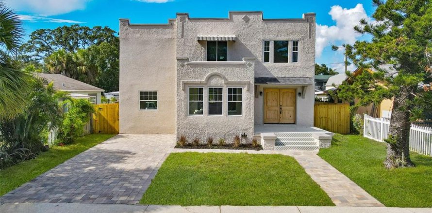 Casa en Saint Petersburg, Florida 3 dormitorios, 195.47 m2 № 1907454