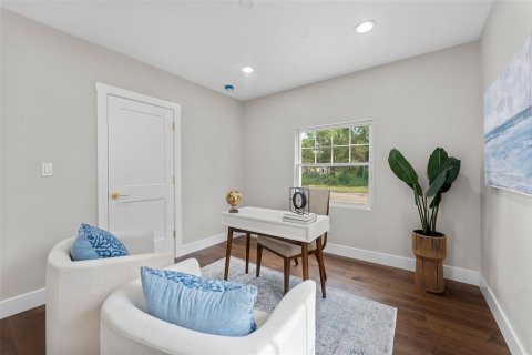 Casa en venta en Saint Petersburg, Florida, 3 dormitorios, 195.47 m2 № 1907454 - foto 27