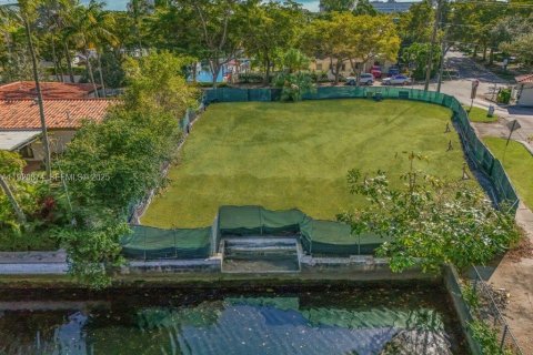 Terrain à vendre à North Miami, Floride № 2054837 - photo 2