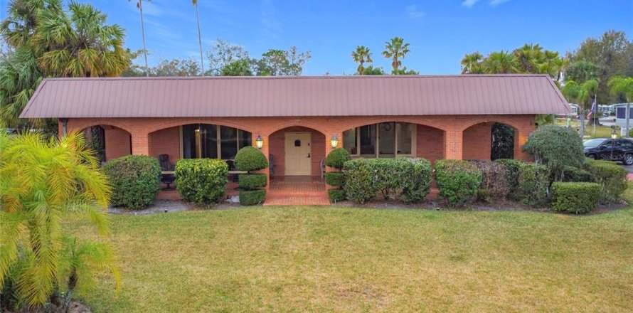 Casa en Haines City, Florida 5 dormitorios, 272.48 m2 № 1821300