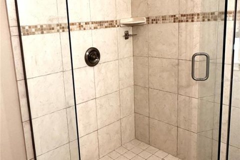 Casa en alquiler en Orlando, Florida, 3 dormitorios, 116.87 m2 № 1852744 - foto 18