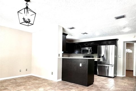 Casa en alquiler en Orlando, Florida, 3 dormitorios, 116.87 m2 № 1852744 - foto 10