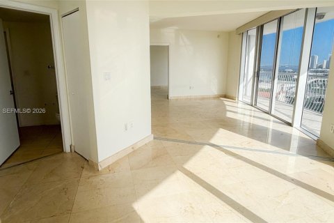 Купить кондоминиум в Майами, Флорида 2 спальни, 97.36м2, № 2185926 - фото 19