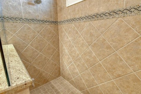 Casa en venta en Bradenton, Florida, 2 dormitorios, 173.82 m2 № 1602751 - foto 28