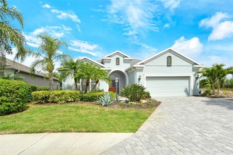 Casa en venta en Bradenton, Florida, 2 dormitorios, 173.82 m2 № 1602751 - foto 1