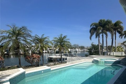 Villa ou maison à vendre à Saint Petersburg, Floride: 3 chambres, 172.61 m2 № 1688447 - photo 4