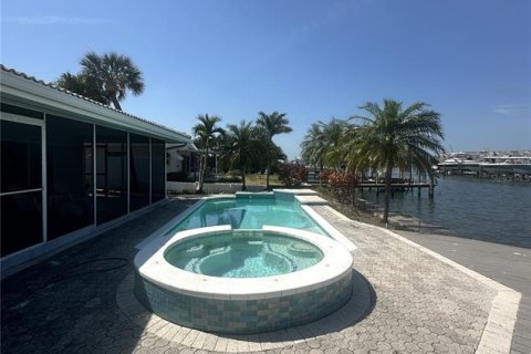 Villa ou maison à vendre à Saint Petersburg, Floride: 3 chambres, 172.61 m2 № 1688447 - photo 14