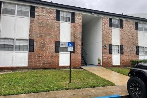Condo in Orlando, Florida, 1 bedroom  № 1572852 - photo 1