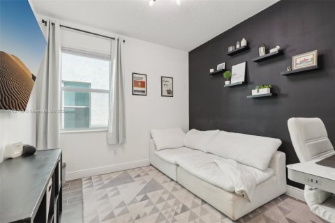Купить виллу или дом в Дирфилд-Бич, Флорида 4 спальни, 214.42м2, № 1692464 - фото 18