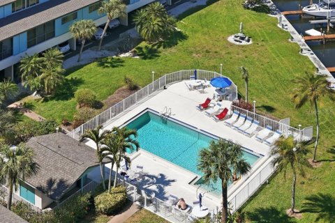 Copropriété à vendre à Bradenton, Floride: 2 chambres, 128.95 m2 № 2318411 - photo 5
