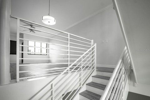 Condo in Orlando, Florida, 2 bedrooms № 2234216 - photo 15