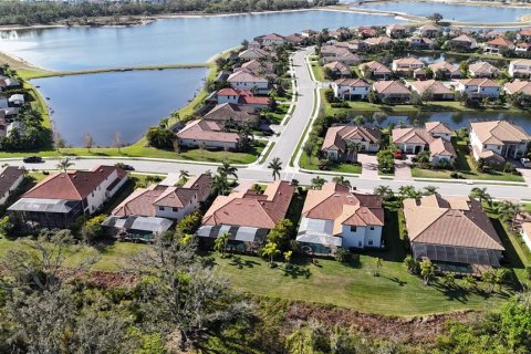 House in Bradenton, Florida 4 bedrooms, 287.53 sq.m. № 1902034 - photo 4