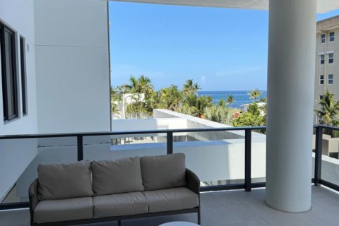 Condo in Pompano Beach, Florida, 3 bedrooms № 2191496 - photo 3