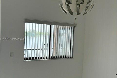 Copropriété à louer à Miami Lakes, Floride: 2 chambres, 101.26 m2 № 2085305 - photo 8