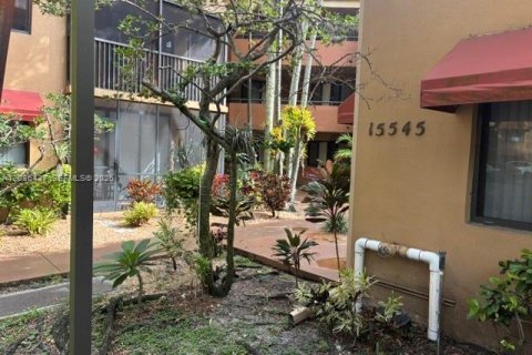 Copropriété à louer à Miami Lakes, Floride: 2 chambres, 101.26 m2 № 2085305 - photo 3