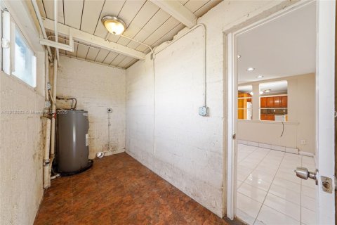 Casa en venta en Wilton Manors, Florida, 3 dormitorios, 115.94 m2 № 1969139 - foto 15