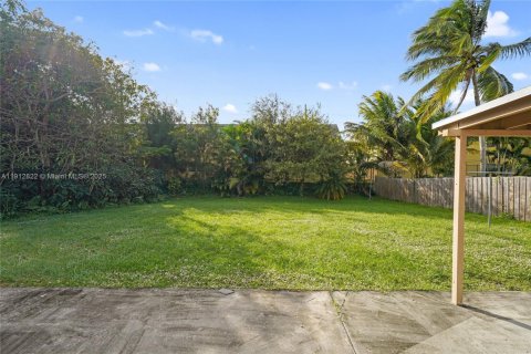 Casa en venta en Wilton Manors, Florida, 3 dormitorios, 115.94 m2 № 1969139 - foto 26