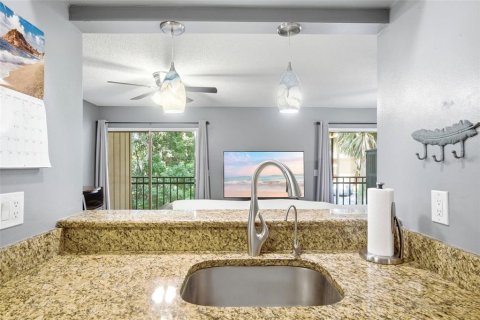 Condo in Deltona, Florida, 2 bedrooms  № 2208065 - photo 9