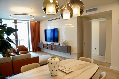 Condominio en alquiler en Sunny Isles Beach, Florida, 2 dormitorios, 134.43 m2 № 1952025 - foto 8