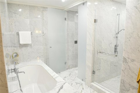 Condominio en alquiler en Sunny Isles Beach, Florida, 2 dormitorios, 134.43 m2 № 1952025 - foto 27