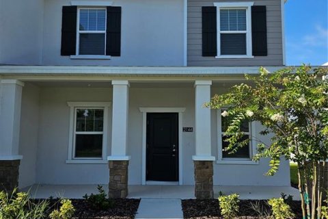 Adosado en Apopka, Florida 3 dormitorios, 163.04 m2 № 2297133