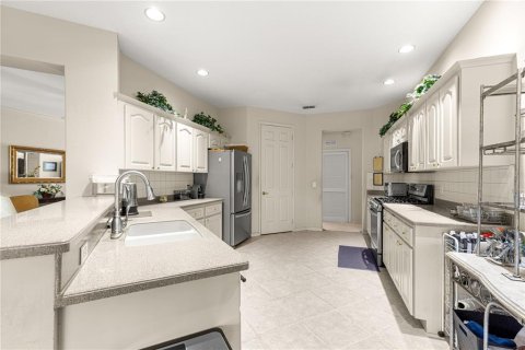 House in Ocala, Florida 3 bedrooms, 216.37 sq.m. № 1828385 - photo 14