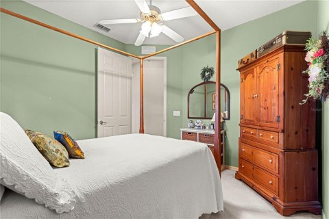 House in Ocala, Florida 3 bedrooms, 216.37 sq.m. № 1828385 - photo 18