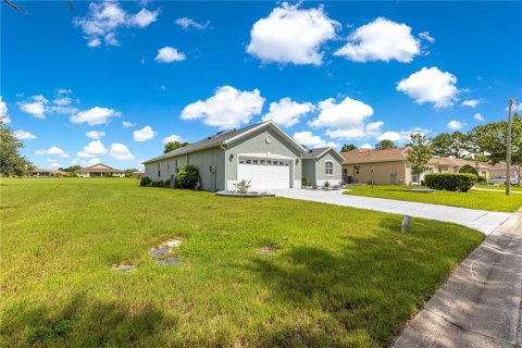 House in Ocala, Florida 3 bedrooms, 216.37 sq.m. № 1828385 - photo 6