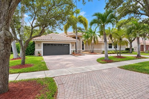 House in Coral Springs, Florida 6 bedrooms, 312.8 sq.m. № 2429811 - photo 17